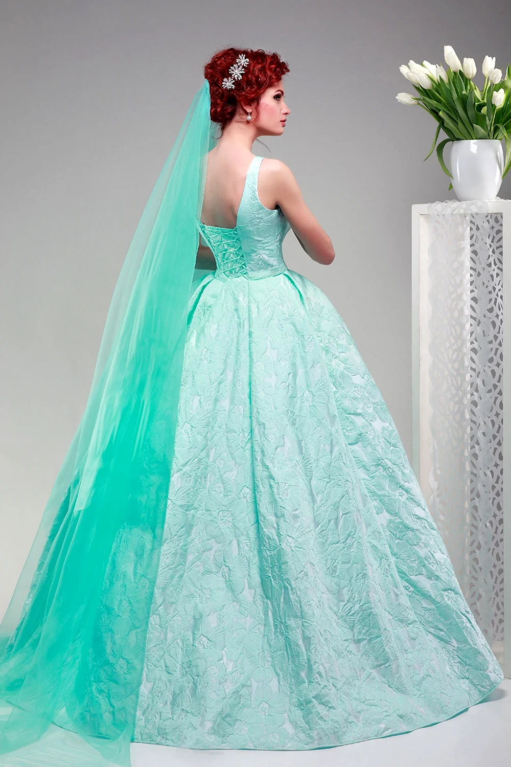 Бирюзовое свадебное платье