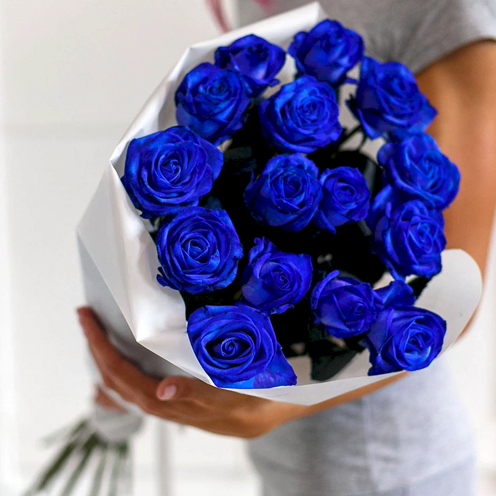 Букет 15 синих роз