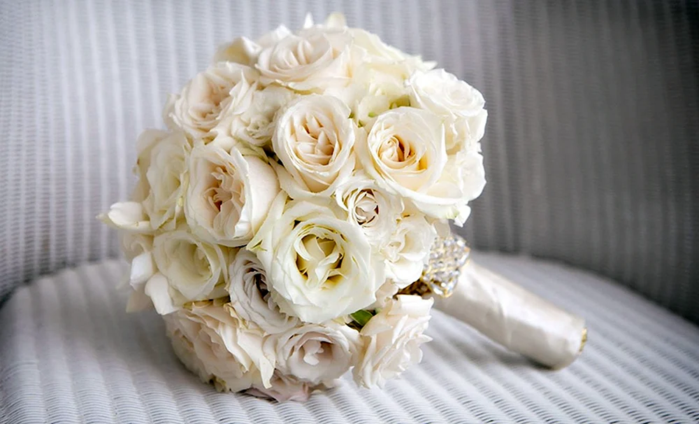 Букет невесты белая роза