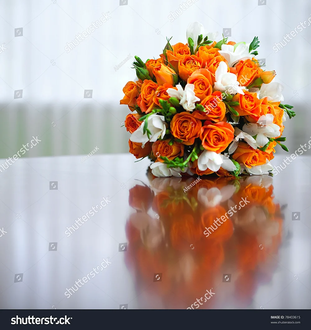 Букет невесты оранжевый