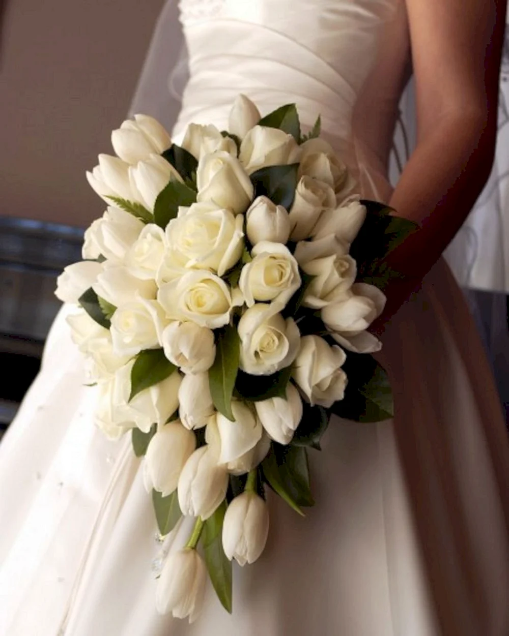 Букет невесты тюльпаны