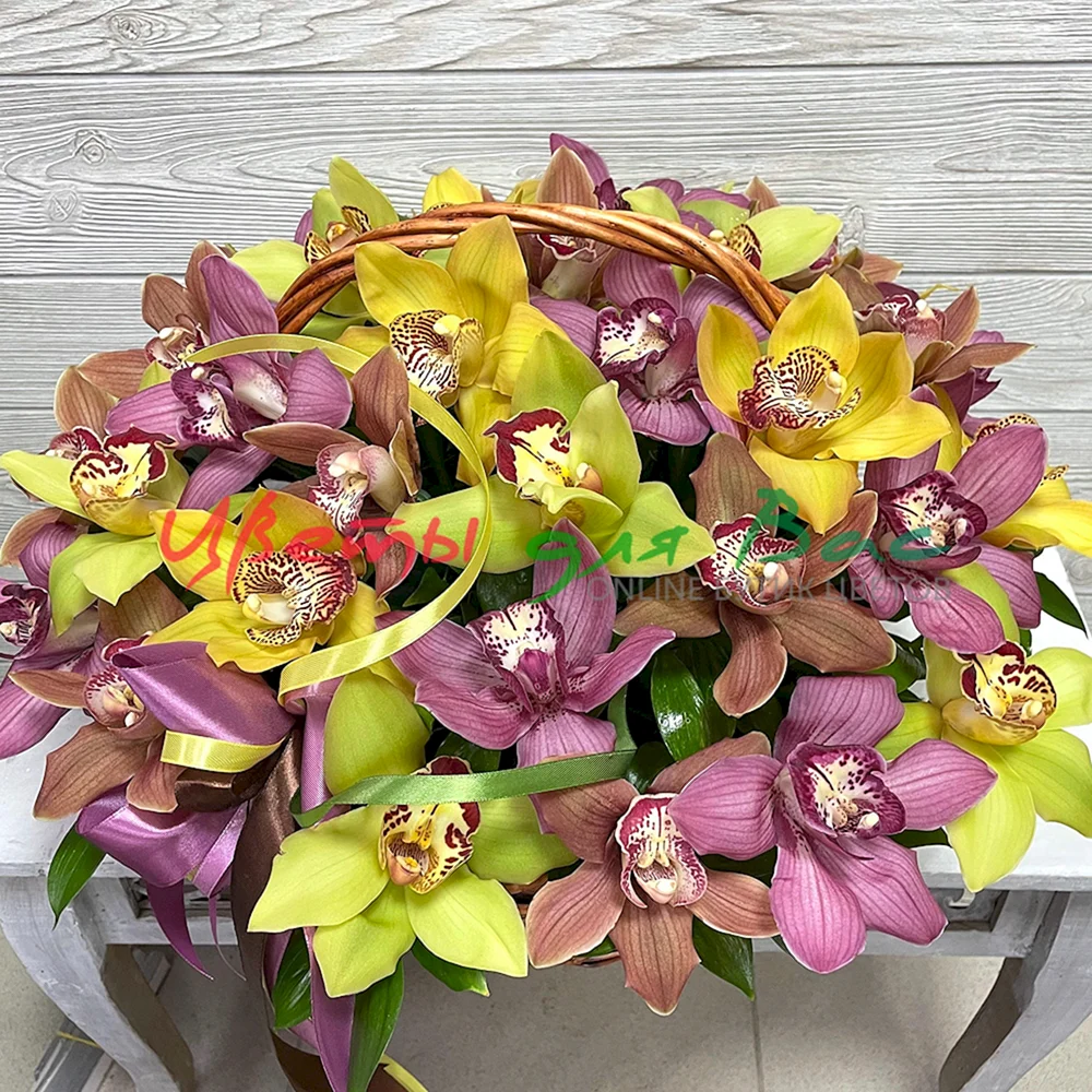 Букеты микс с орхидеей