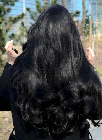 Черные волосы