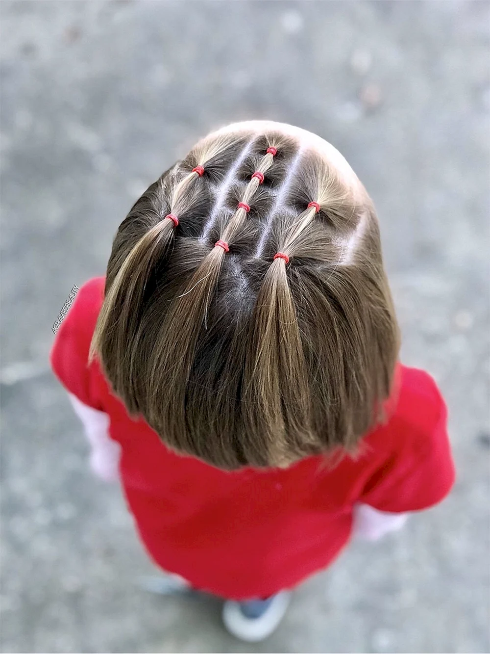 Детская прическа на короткие волосы