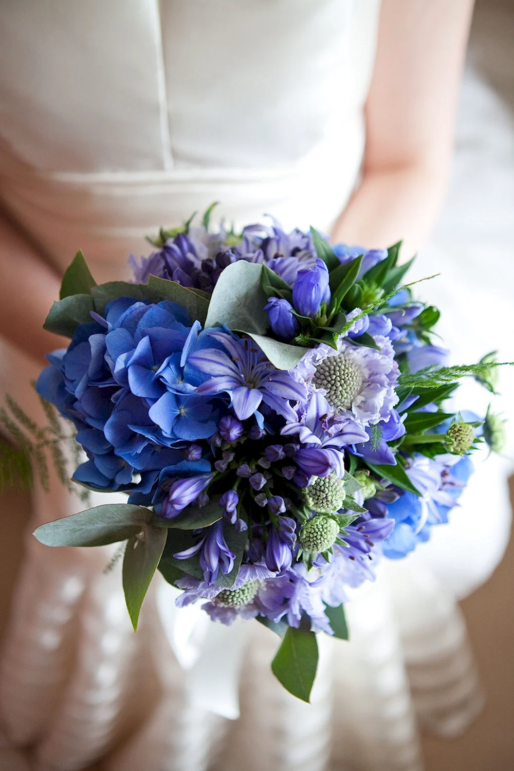 Гентиана синяя в свадебном букете