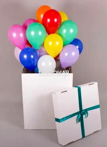 Коробка с шарами