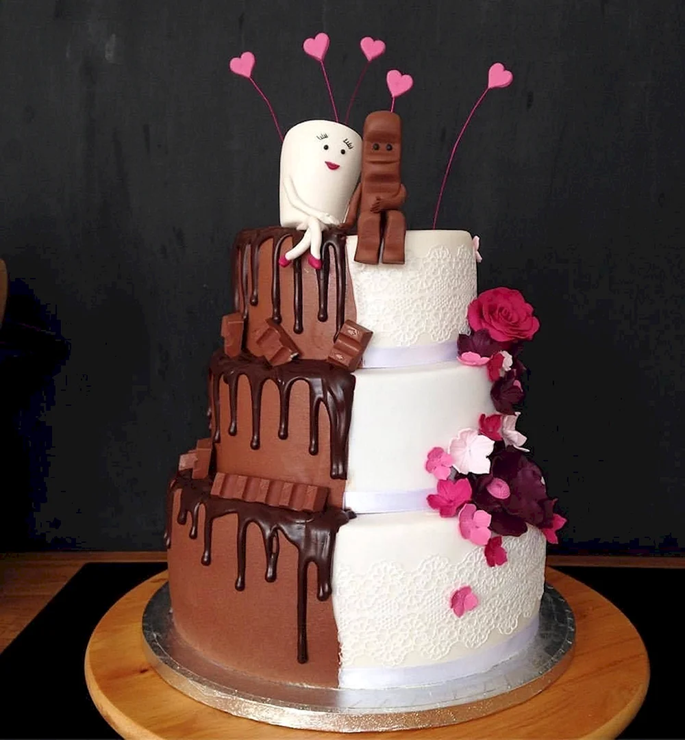 Необычный свадебный торт