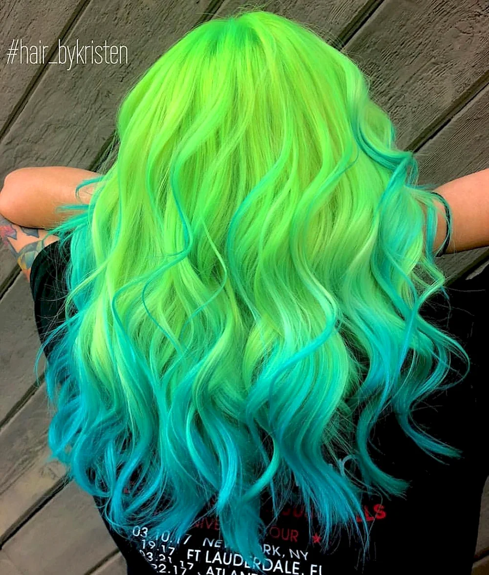 Неоновый зеленый цвет волос
