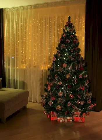 Новогодняя елка в квартире