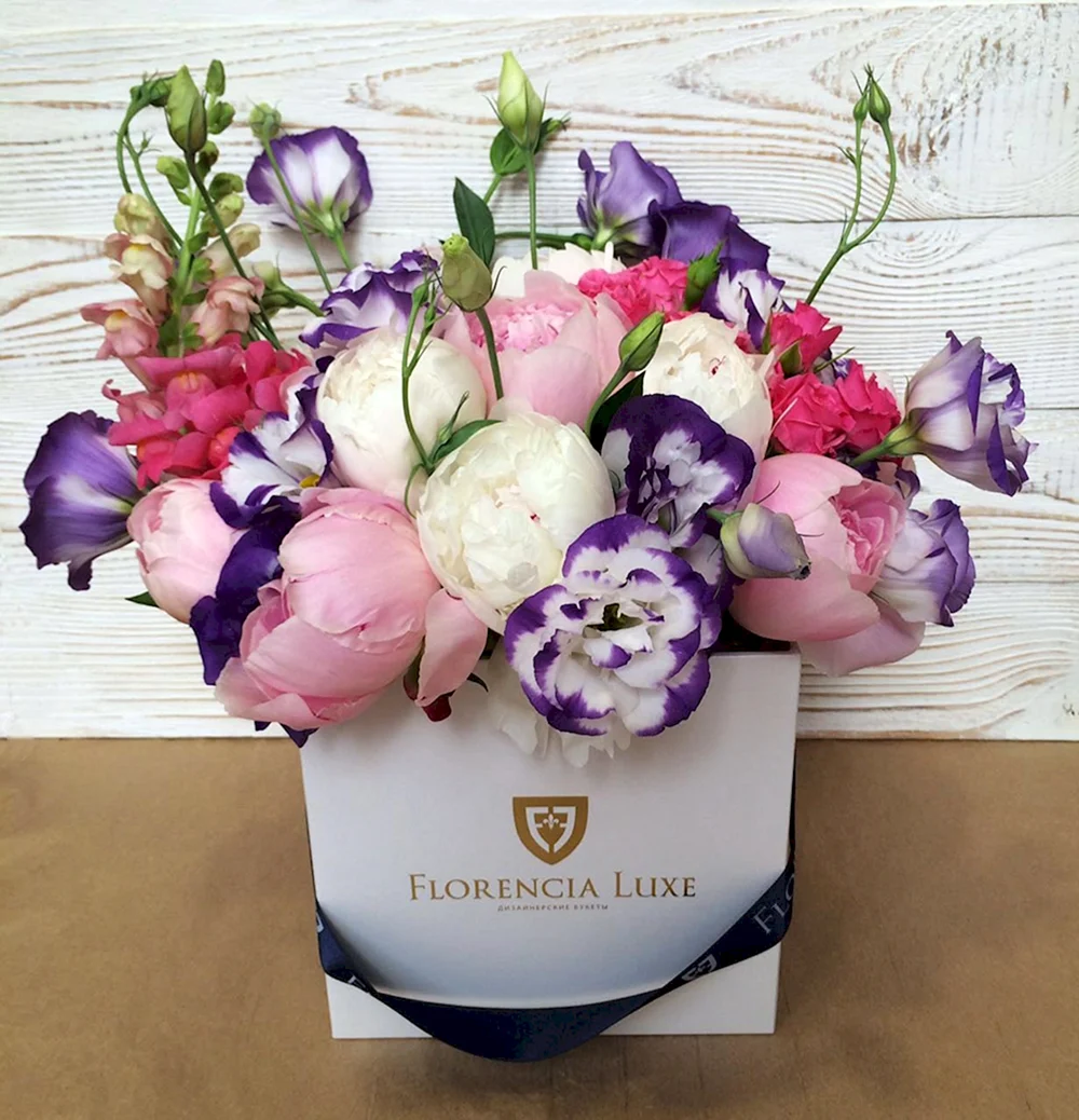 Пион Lavender Bouquet