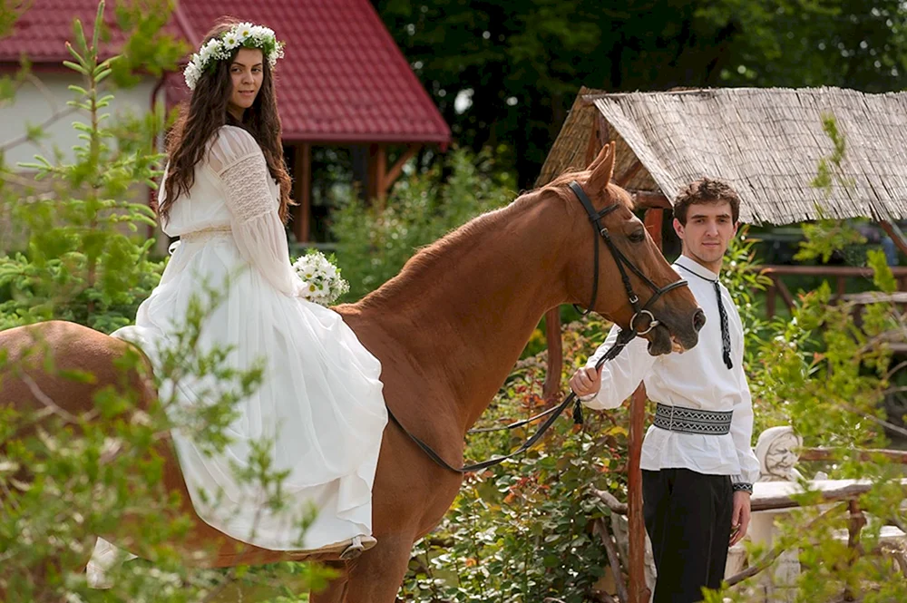 Румынский свадебный наряд