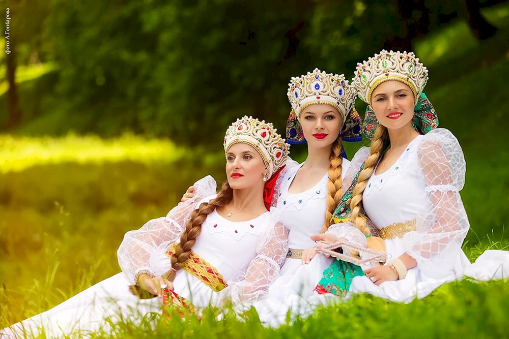 Русские народные красавицы