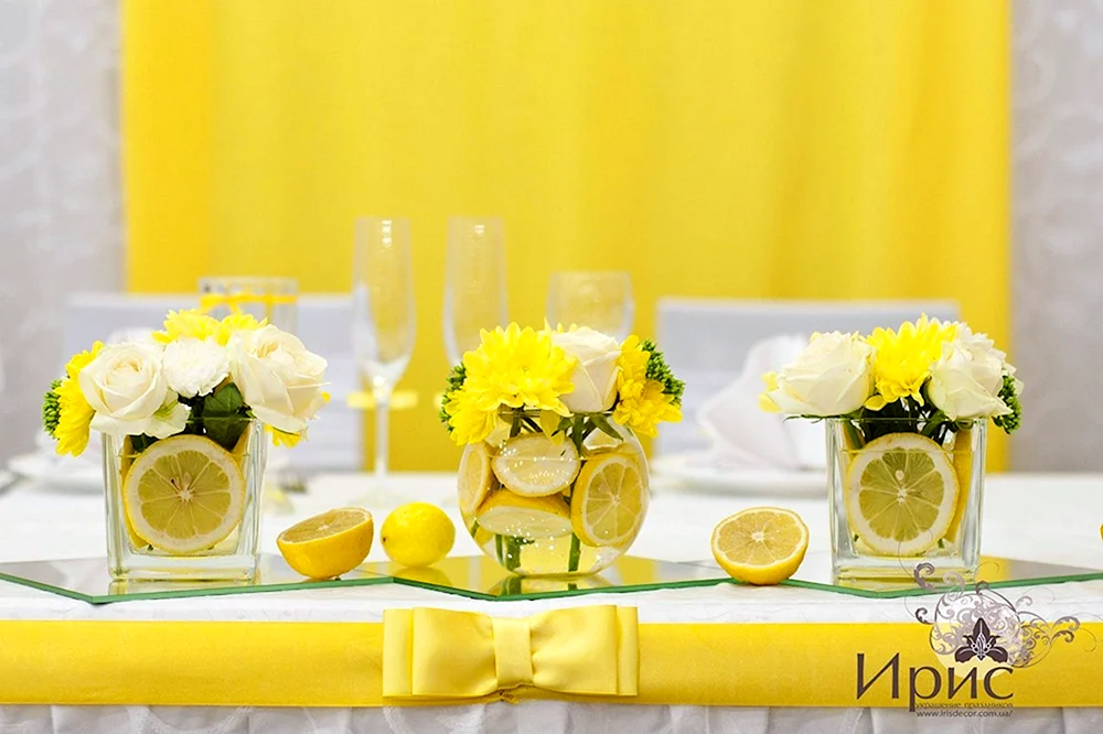 Сладкий стол лимонная свадьба