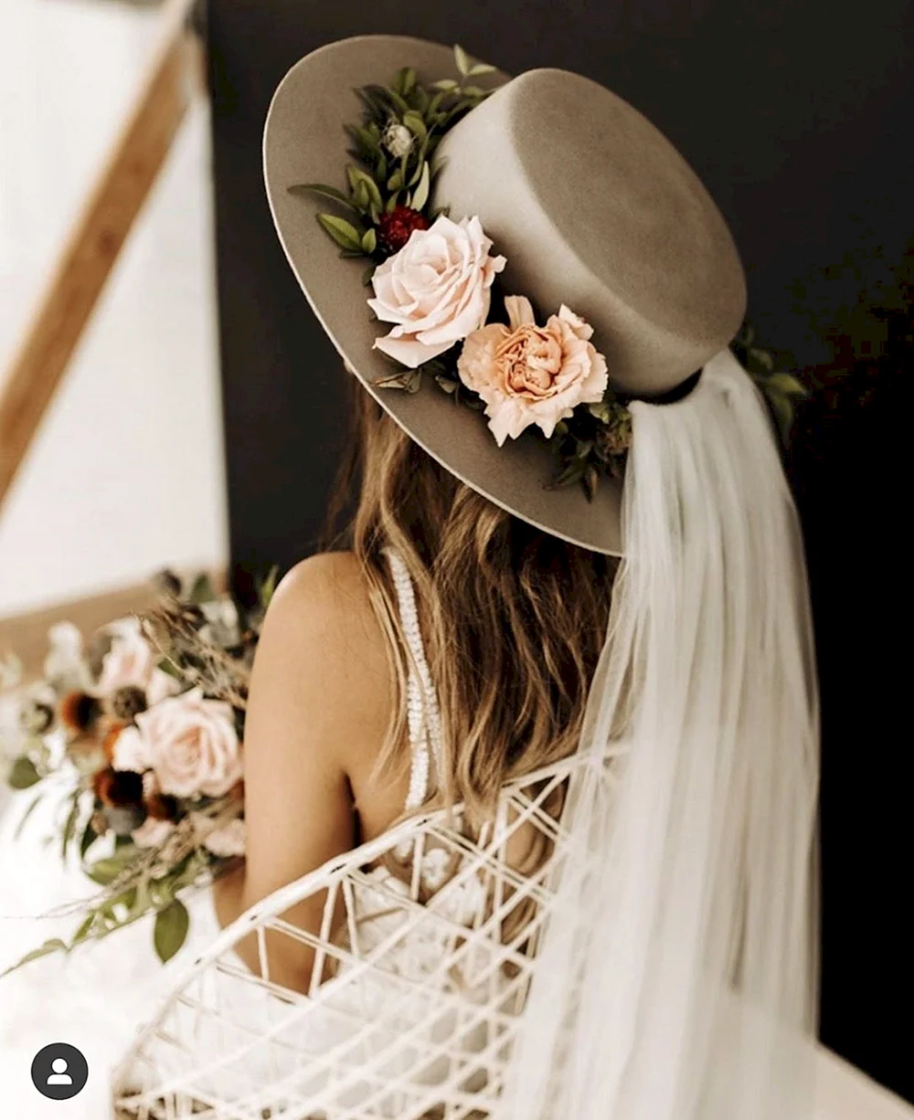 Свадебный образ со шляпой