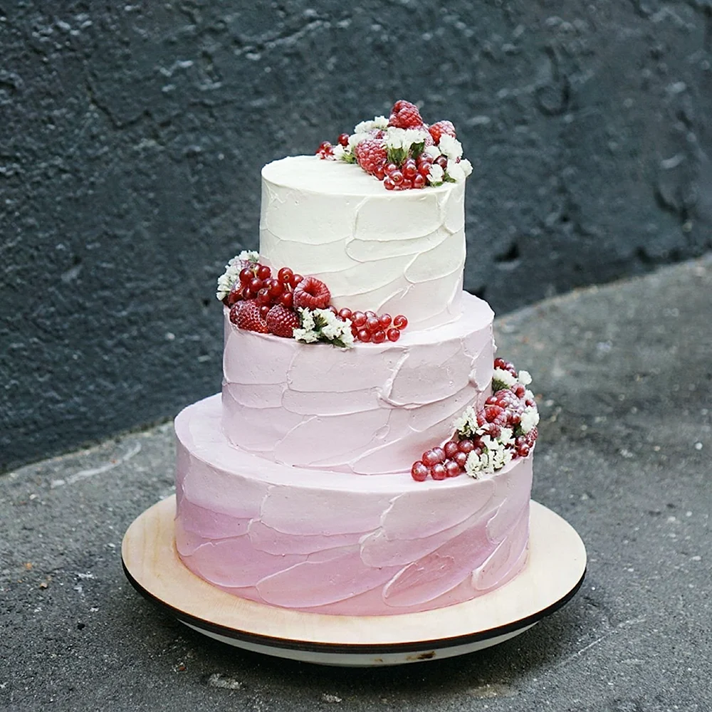 Свадебный торт трехъярусный 2022 без мастики