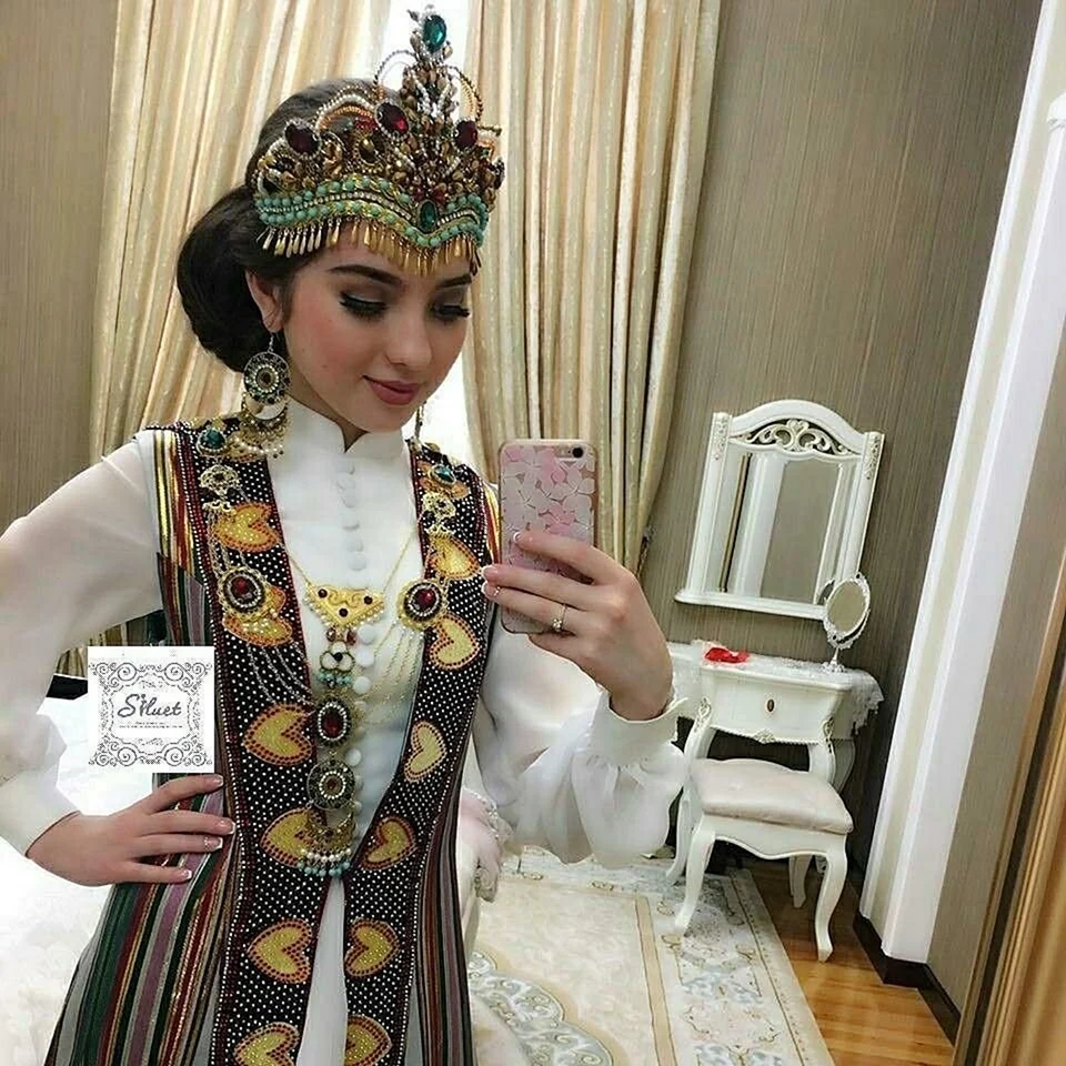 Узбекистан келин либослари