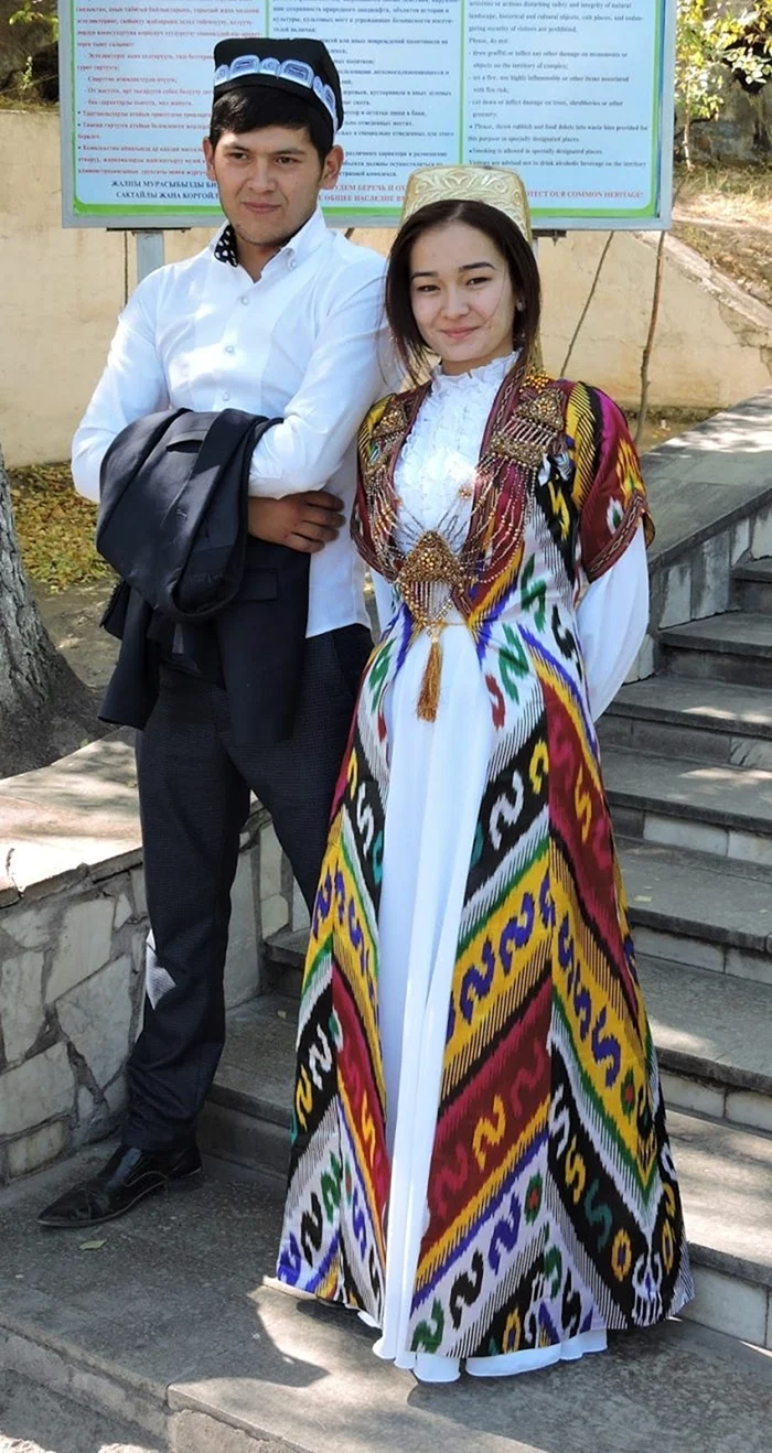 Узбекский национальный наряд невесты Ташкент