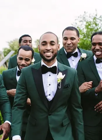 Зеленый костюм на свадьбу
